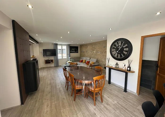 Spacieuse Maison De A Proximite Des Plages Ferienhaus